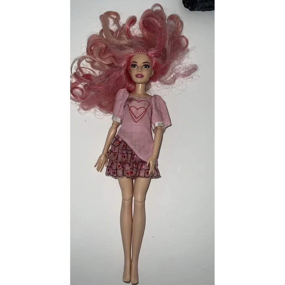 (2)Disney Mattel Descendants The Rise Of Red Bridget Young Queen Of Hearts Doll